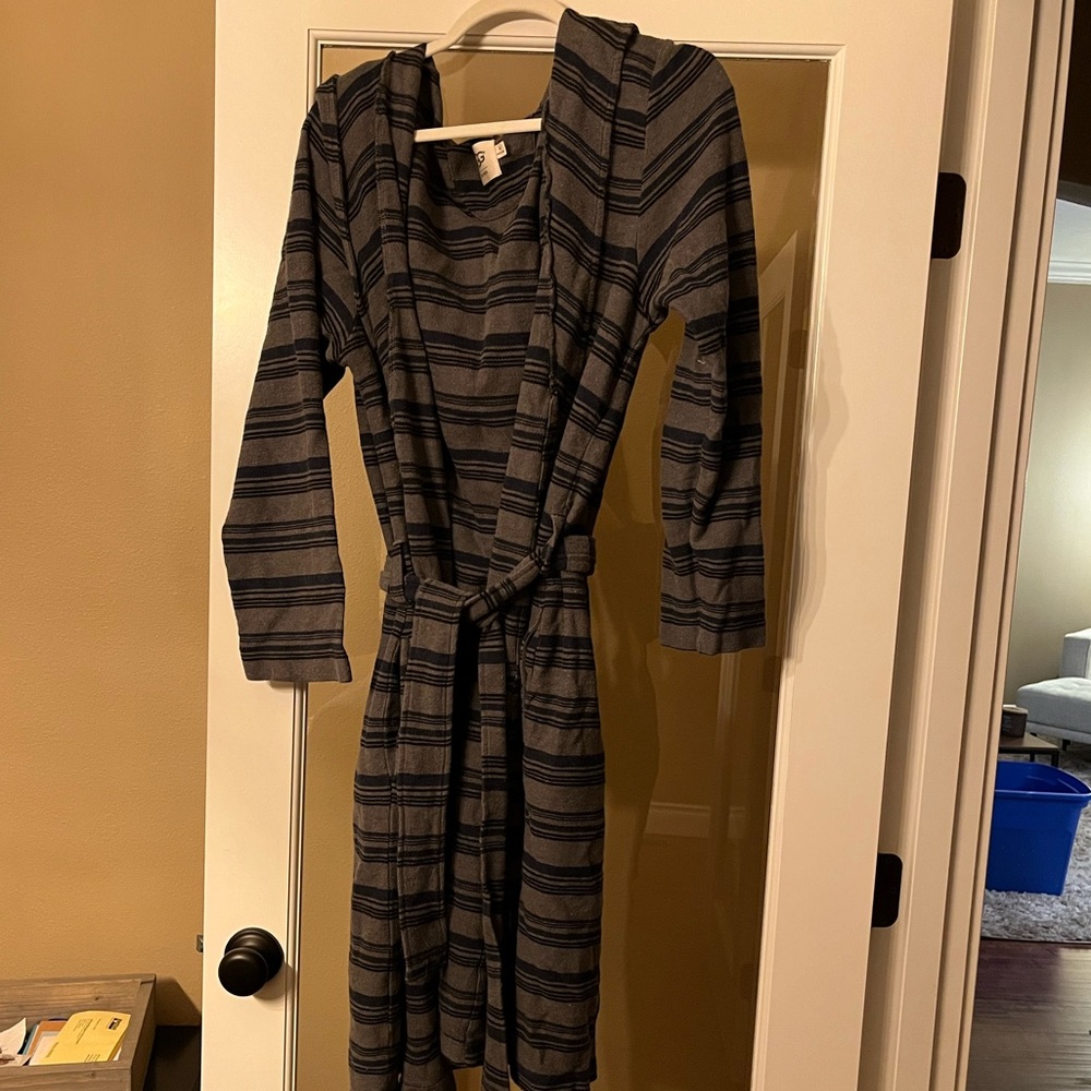 Ugg Robe